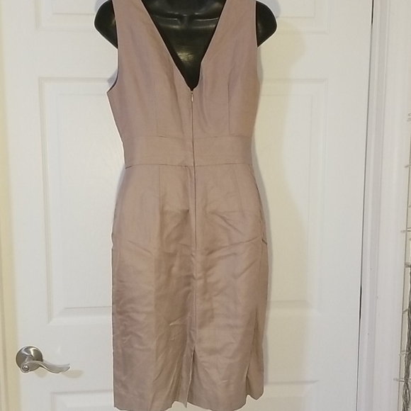 Banana Republic V-Neck Pencil Dress - size 4 - Picture 3 of 6